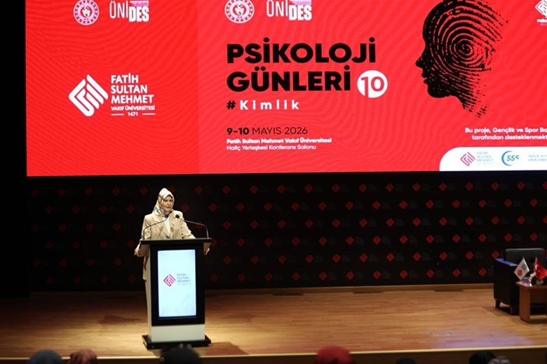 PSİKOLOJİ GÜNLERİ  “KİMLİK” PROGRAMINA KATILIM SAĞLANDI