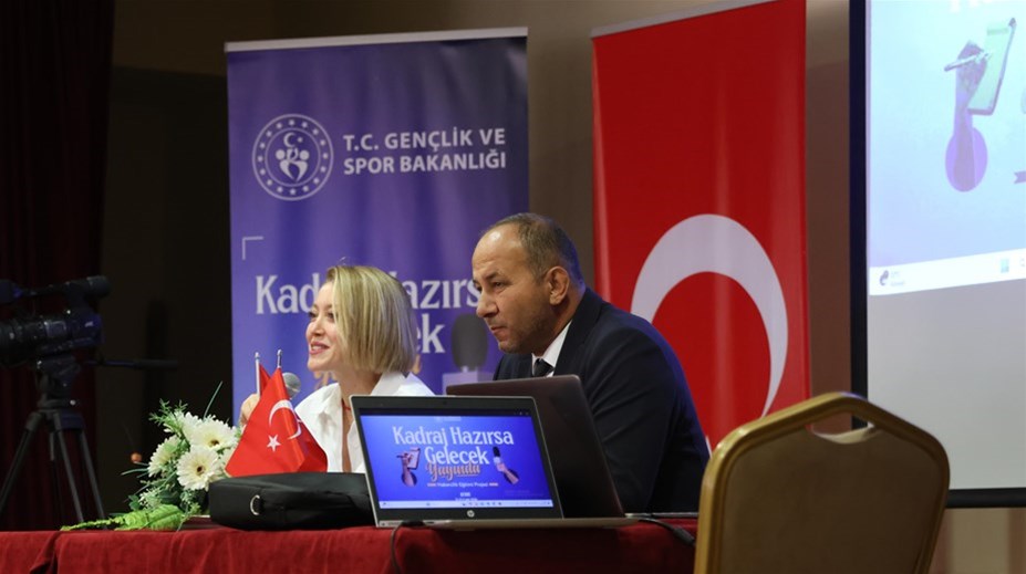 AYDIN’DA “KADRAJ HAZIRSA GELECEK YAYINDA” PROGRAMI DÜZENLENİYOR
